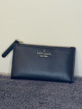 Kate Spade New York Jackson Bifold Black Wallet